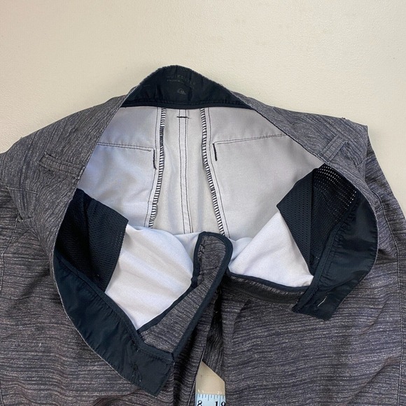 Quiksilver Amphibian Shorts Mens 28x9 Gray Flat Front Hybrid Hiking Swim - Picture 6 of 12